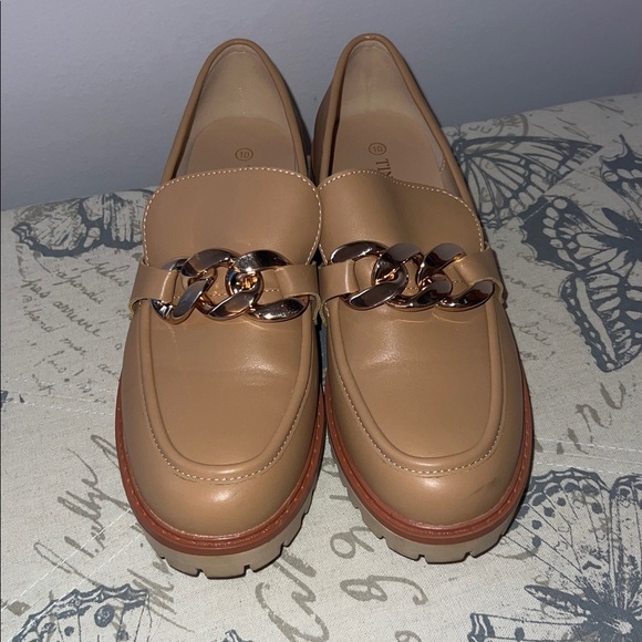 Tinstree Shoes - Tan Chain Loafers